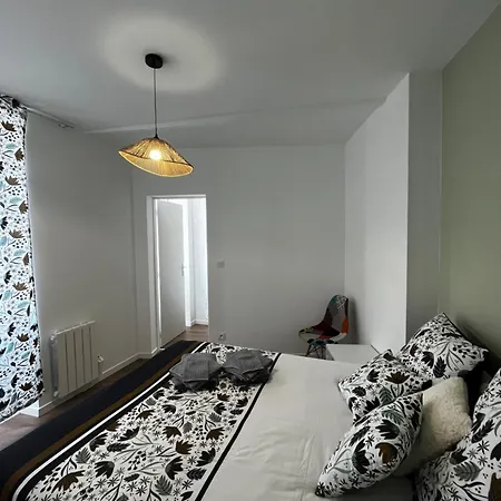 La Maison Castelpontine T4 Apartment Pont-du-Château