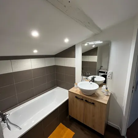 La Maison Castelpontine T4 *