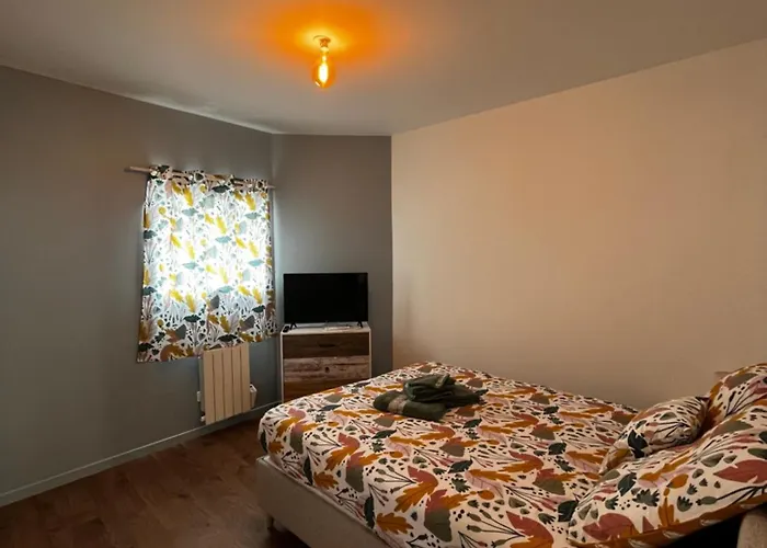 La Maison Castelpontine T4 Apartment